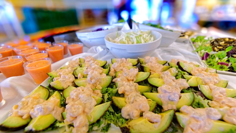 platos de comida en el restaurante Bull
